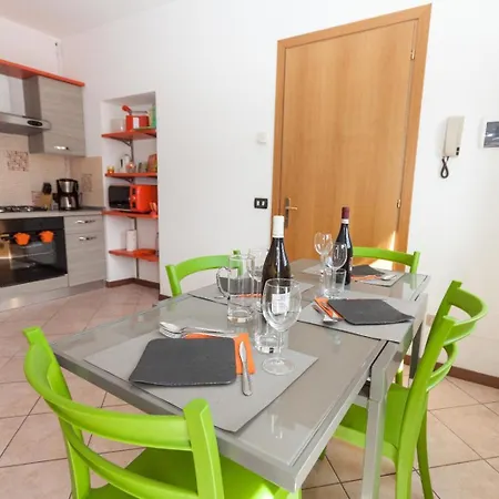 Panoramic House - Vista Musso